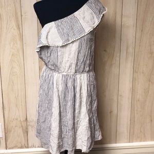 One shoulder sundress